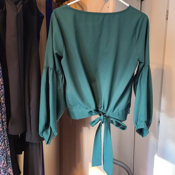 Green Molly Bracken Bell Sleeve Top - Picture 3 of 3